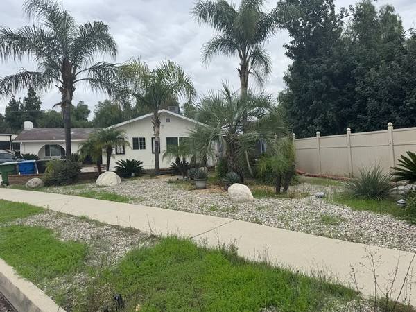 $2,500 for a Fully Remodeled 3BR 1800ft² Home, Furnished and Move-In Ready (Granada Hills)