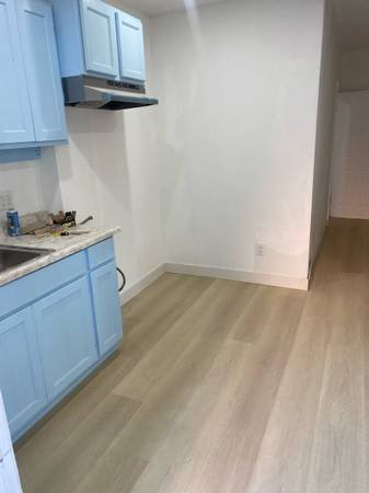 $1,995 / 2br - 2 bedrooms Apt koreatown (Los Angeles 90018)
