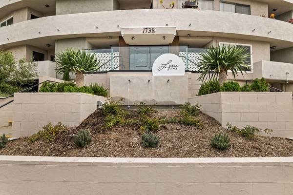 $2,205 / 1br - 700ft2 - Bright South Facing 1BR – Resort Style Perks + 1 Month Free! (Franklin Village/Hollywood)