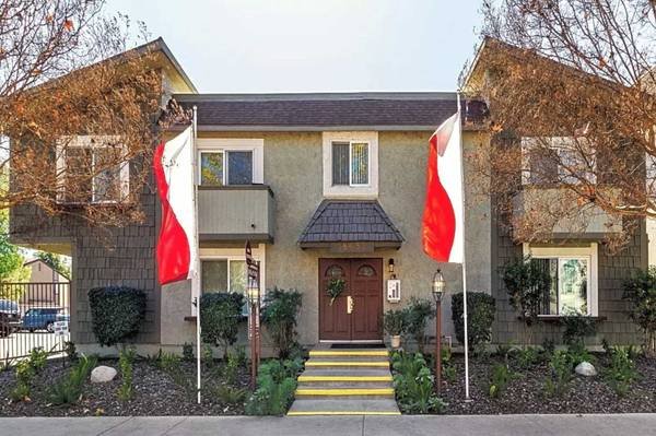 $2,095 / 1br - 611ft2 - Make yourself at home in comfort and style! 1 Bed / 1 Bath 611 SqFt (Tarzana - 18632 Collins St)