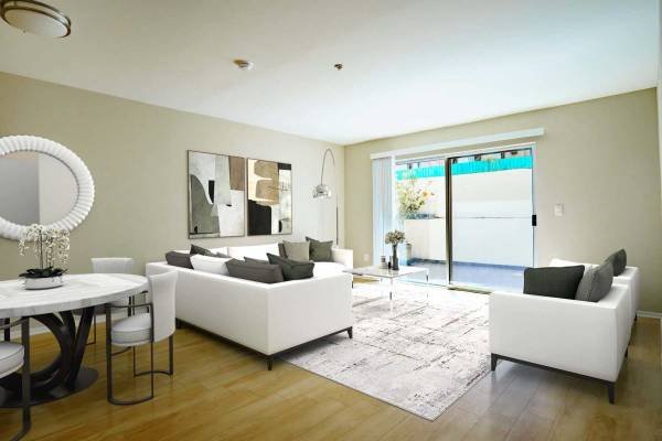 $2,430 / 375ft2 - Studio Close to Bus Lines, Cable/Internet Ready, with Refrigerator (1537 7th St, Santa Monica, CA)