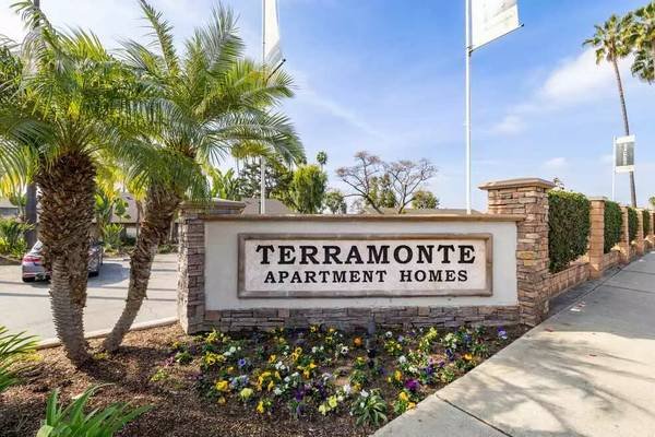 $2,197 / 1br - 704ft2 - Your Sanctuary Awaits: 1 Bedroom, 1 Bath, and Much More! (Pomona)