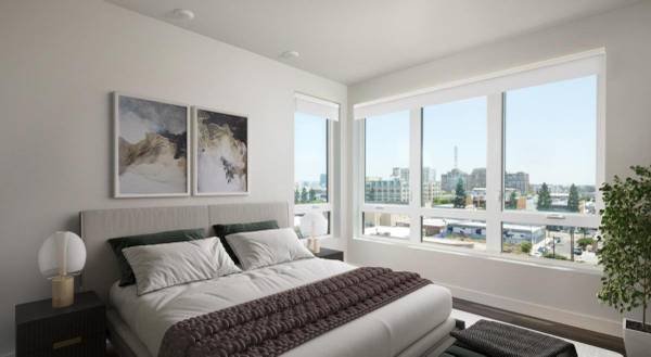 $2,460 / 396ft2 - Dual-Sink Bath Vanities, Club Room, Linen Shelves and Alcove (Los Angeles - Social District)