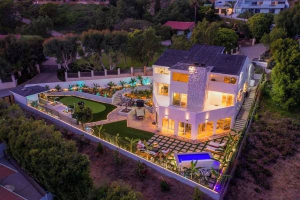 $1,695 / 3br - 3500ft2 - The Ultimate Malibu Getaway (Malibu)