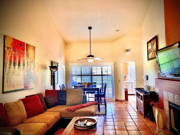 $99 / 2br - 1100ft2 - Enjoy Some Relaxation on the Golf Course! $99 per Night (Palm Desert Resort, California)