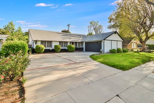 $7,999 / 4br - House For Rent at 22306 Hart St, Woodland Hills