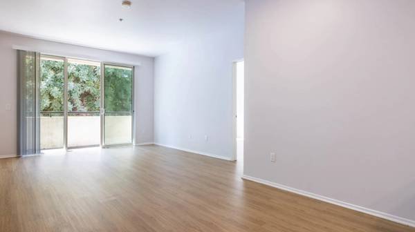 1x1 Available Apartments