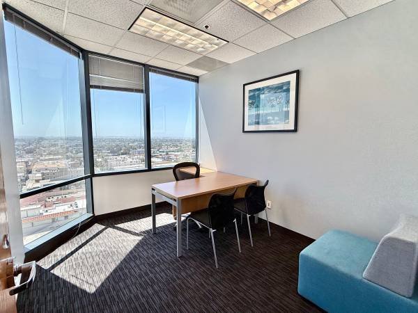 $1,266 Private Office Includes Utilities, Reception Services, Internet (Los Angeles)