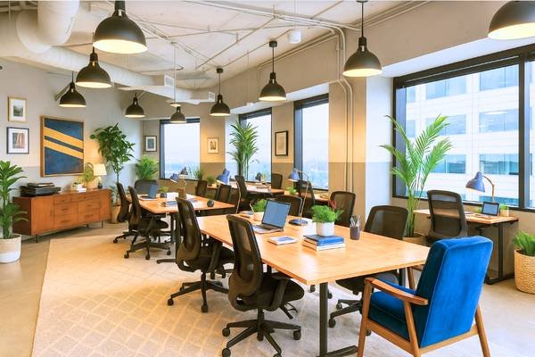 Black Friday Deals, 1 Free Month + up to 50% Off! (Burbank)