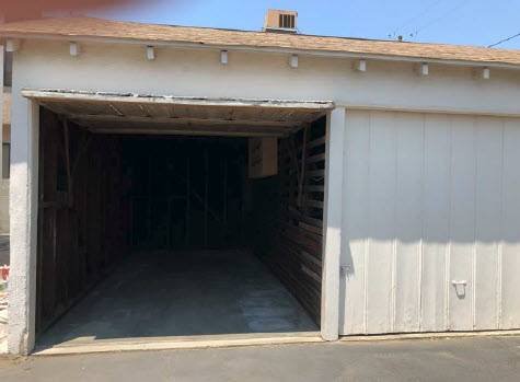 $308 / 153ft2 - Garage for Storage (Burbank)