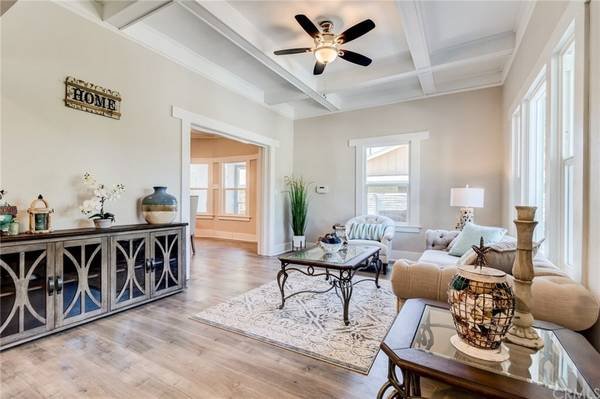 $850 Gorgeous Remodeled House, Bedroom for Rent (Pomona)