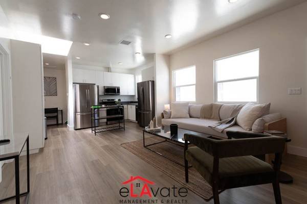 $950 Renovated Rooms for Rent (Los Angeles)