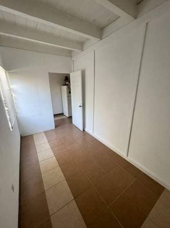 $800 / 6br - Very small room in Hollywood (East Hollywood)