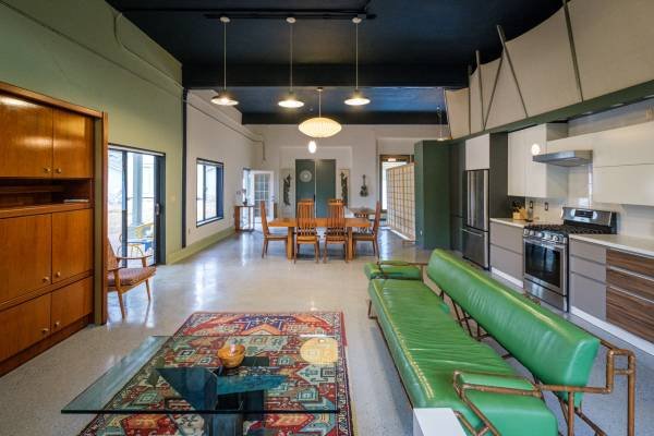 $3,400 / 1br - 1350ft2 - Furnished 1 Bed Guest House Loft (Sherwood Forest/Northridge)