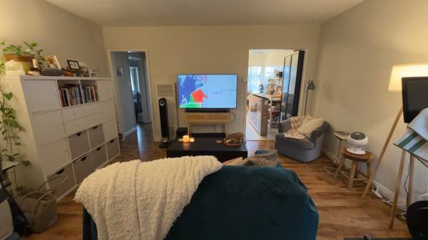 $1,775 / 1br - Bright 1BR/1BA in NoHo - 12/25-05/26