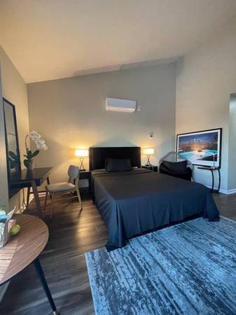 $150 / 1br - 300ft2 - $150 Per Night - Beautiful West Hollywood Studio Apartment (West Hollywood)