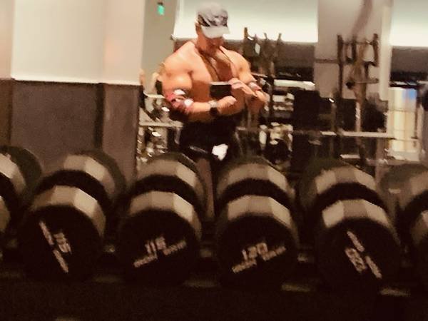 Looking for Room to Rent in WeHo Starting Jan 1 (West Hollywood)