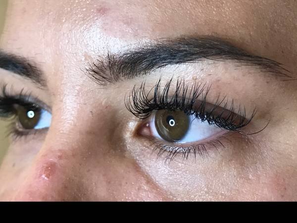 Holiday Lash Extensions Special (Santa Monica)