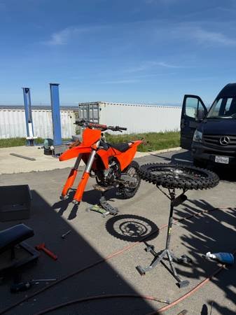 Mobile Motorcycle Tire Services (Long Beach)