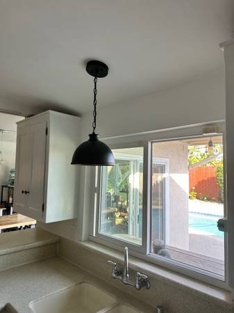 Need a Handyman Today? Fast, Clean, Reliable - 24/7 (Woodland Hills)