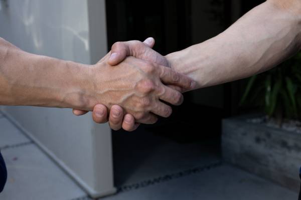 Your Local Moving Heroes! (Arcadia)