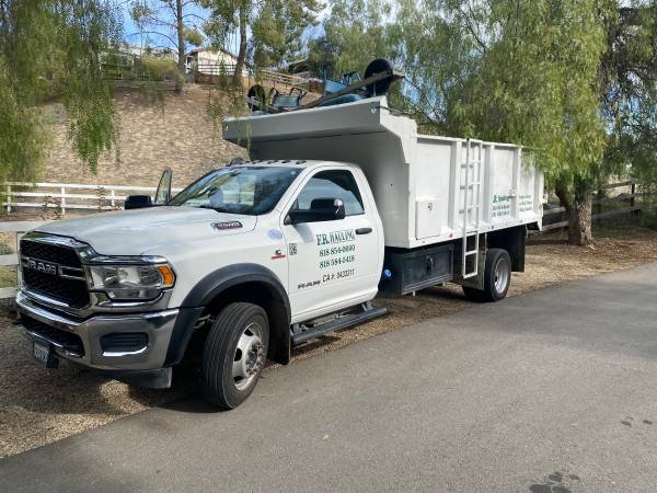 Hauling, Junk Removal, Delivery, and Demolition Services (Winnetka)