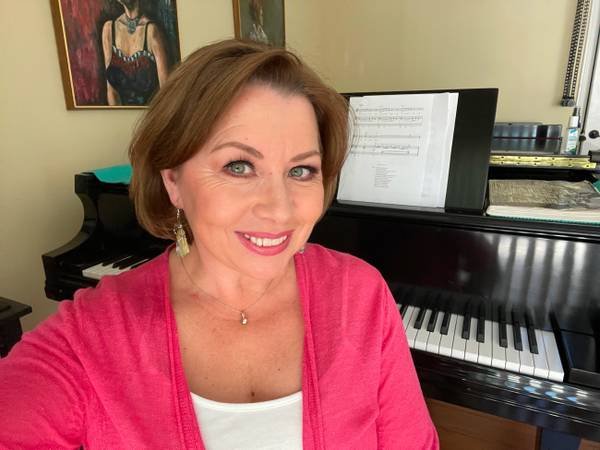 Singing Lessons - Natural Technique - Free Lesson (West Hills)