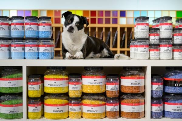 Art Retail Sales and Studio Technician (South Pasadena)