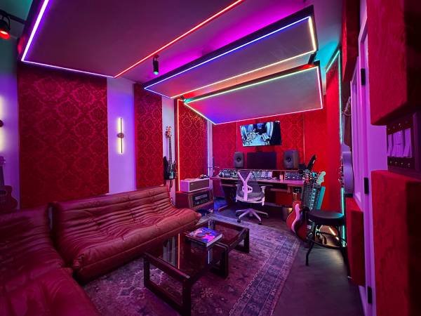 Manufacturing and Installation Position with Sense &amp; Sound LLC (North Hollywood)