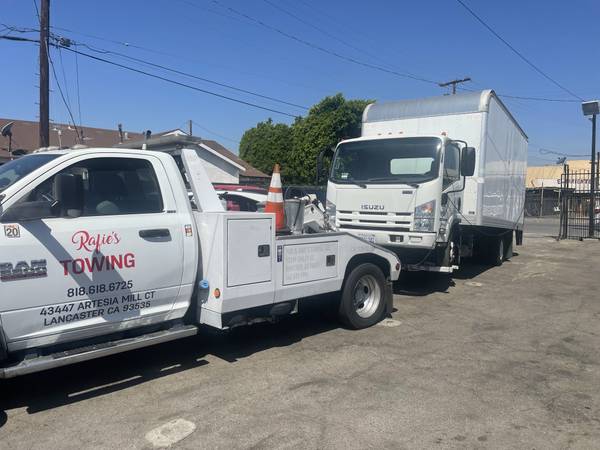 Towing Services - Buying junk cars (Lebec)
